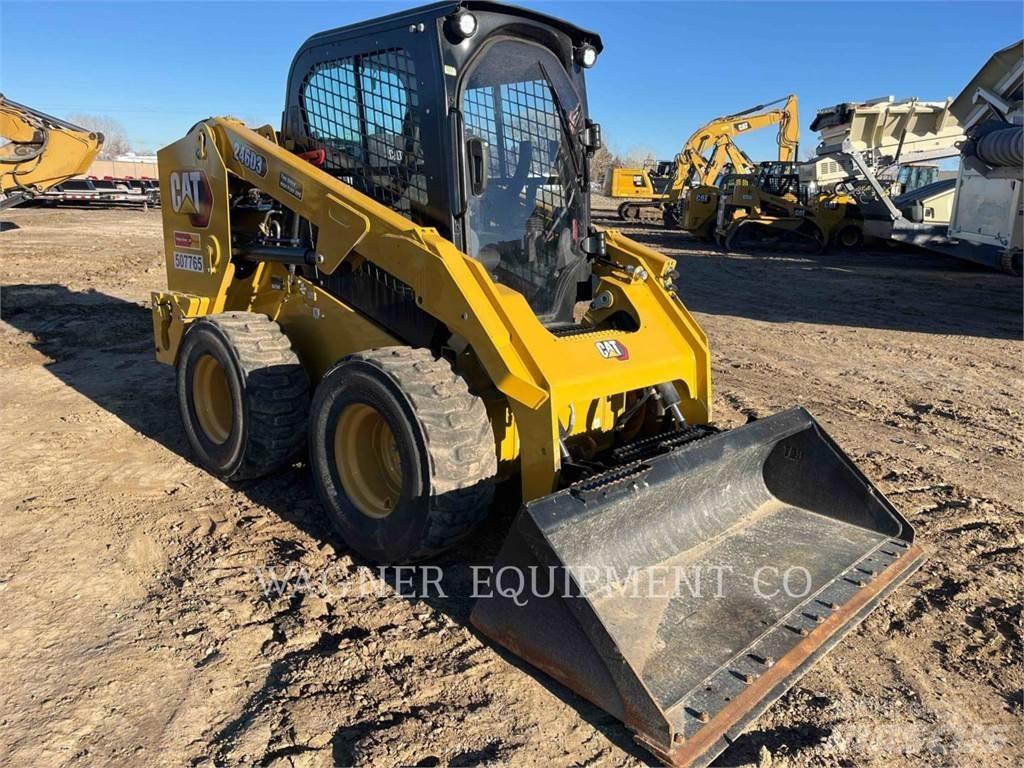 CAT 246D3 滑移轉向裝載機