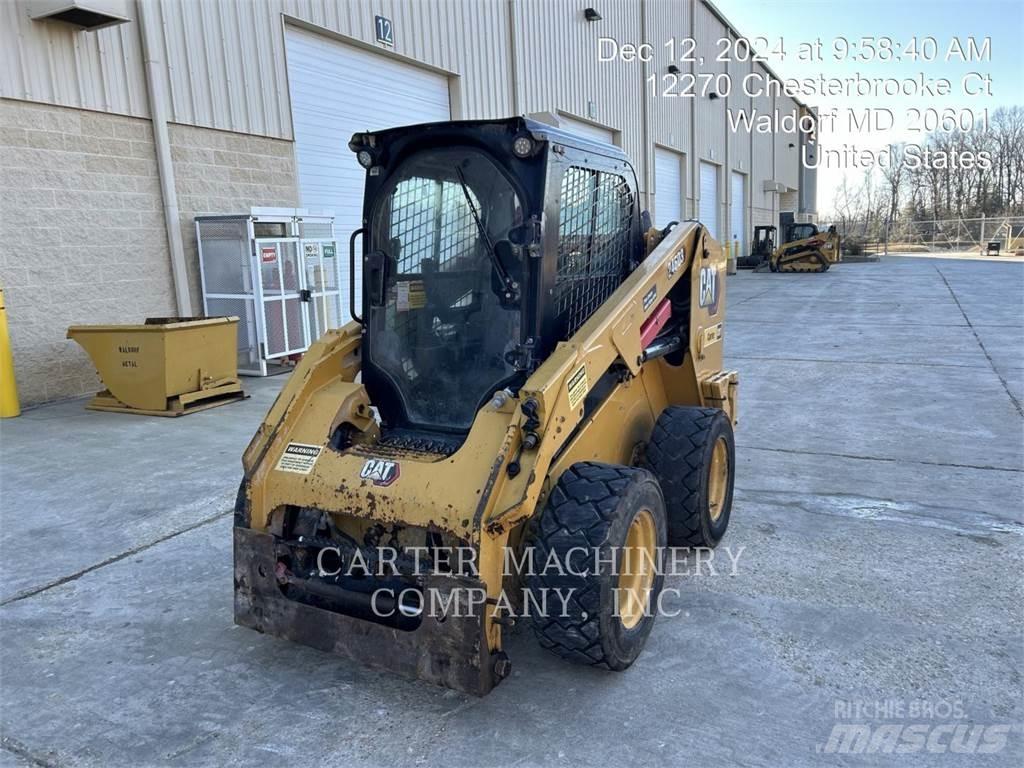 CAT 246D3 滑移轉向裝載機
