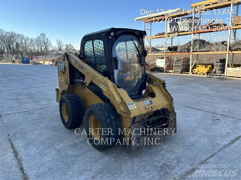 CAT 246D3 滑移轉向裝載機