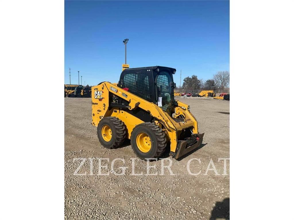CAT 246D3 滑移轉向裝載機