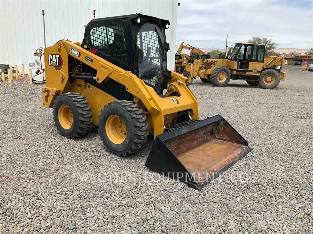 CAT 246D3 滑移轉向裝載機