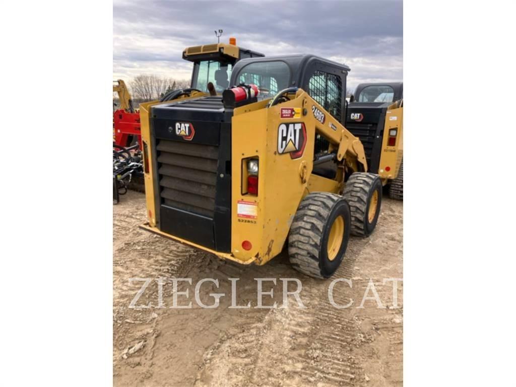 CAT 246D3 滑移轉向裝載機