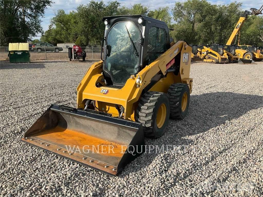 CAT 246D3 滑移轉向裝載機