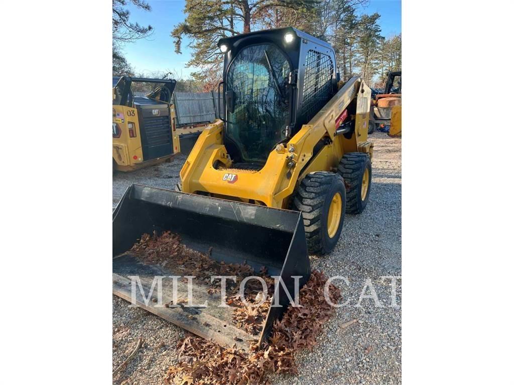 CAT 246D3 滑移轉向裝載機