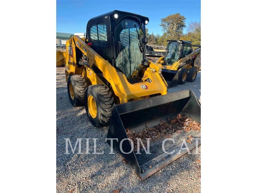 CAT 246D3 滑移轉向裝載機