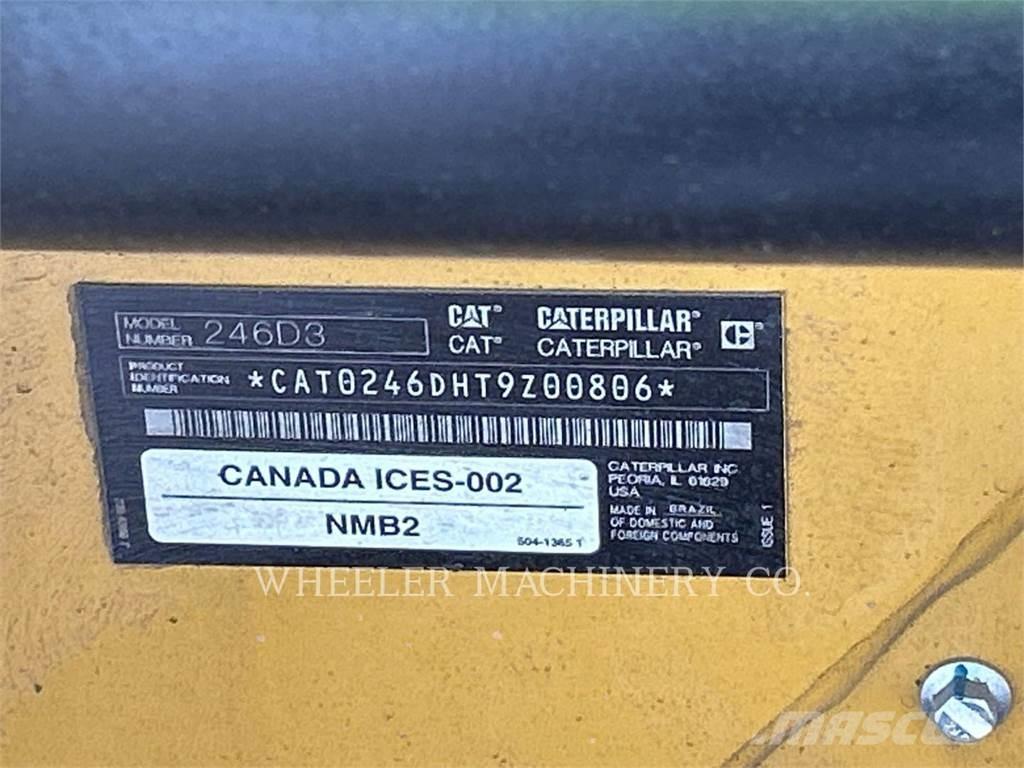 CAT 246D3 C3H2 滑移轉向裝載機