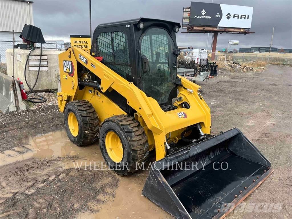 CAT 246D3 C3H2 滑移轉向裝載機