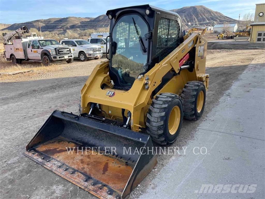CAT 246D3 C3H2 滑移轉向裝載機