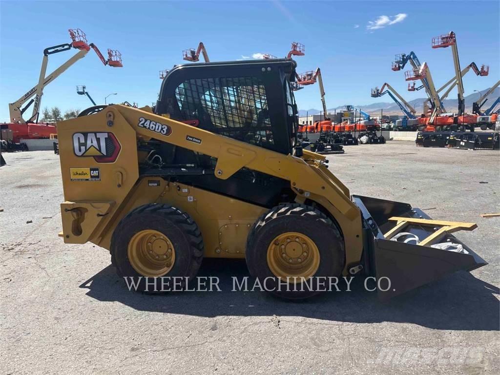 CAT 246D3 C3H2 滑移轉向裝載機