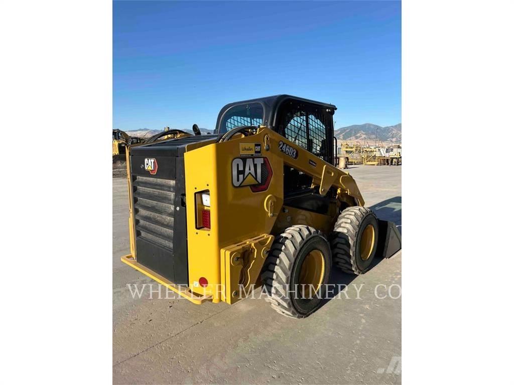 CAT 246D3 C3H2 滑移轉向裝載機