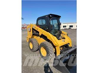 CAT 246D3 C3H2 滑移轉向裝載機