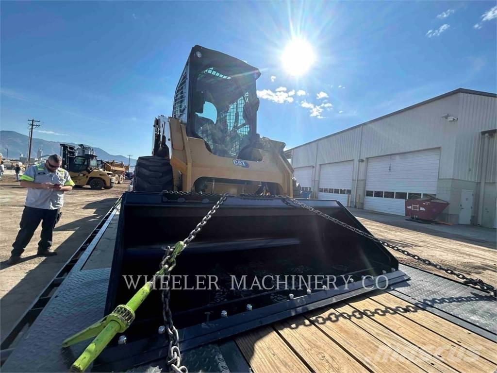 CAT 246D3 C3H2 滑移轉向裝載機