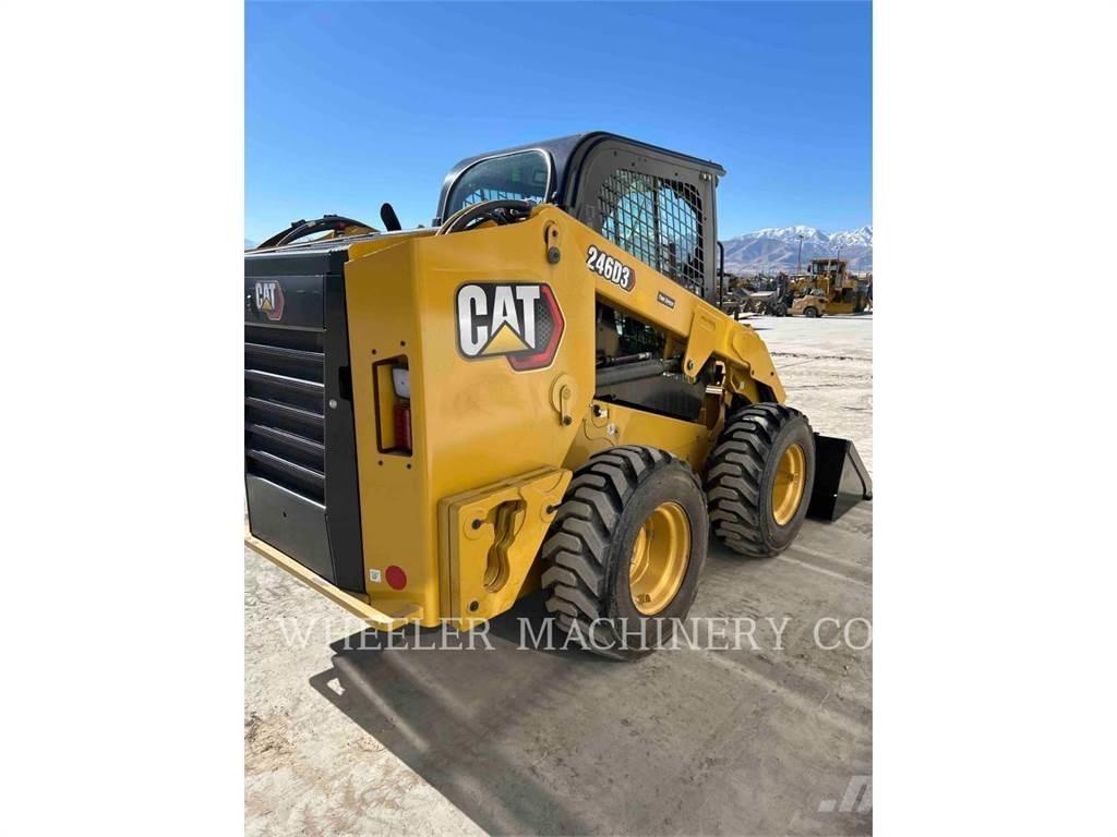 CAT 246D3 C3H2 滑移轉向裝載機