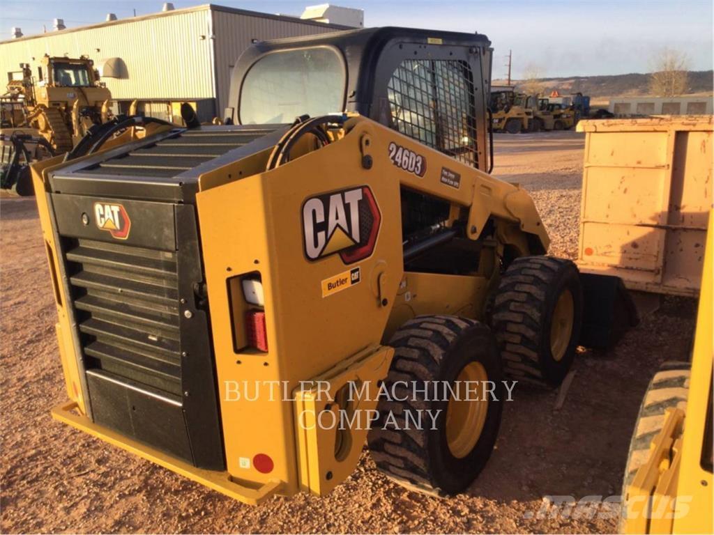 CAT 246D3 C3H3 滑移轉向裝載機