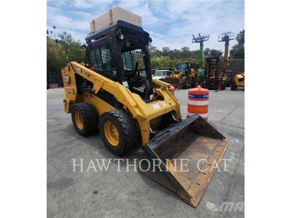 CAT 246D3H2O 滑移轉向裝載機