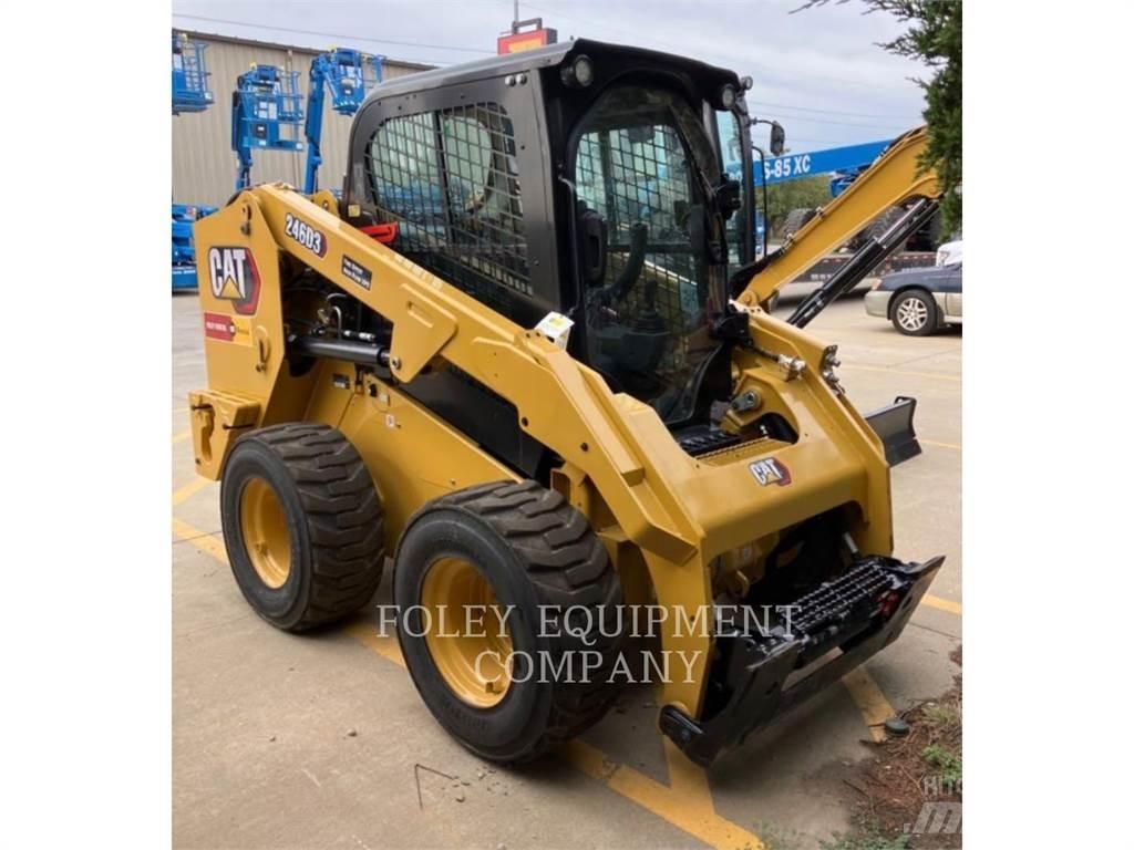 CAT 246D3XPS2C 滑移轉向裝載機