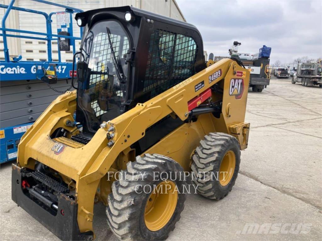 CAT 246D3XPS2C 滑移轉向裝載機