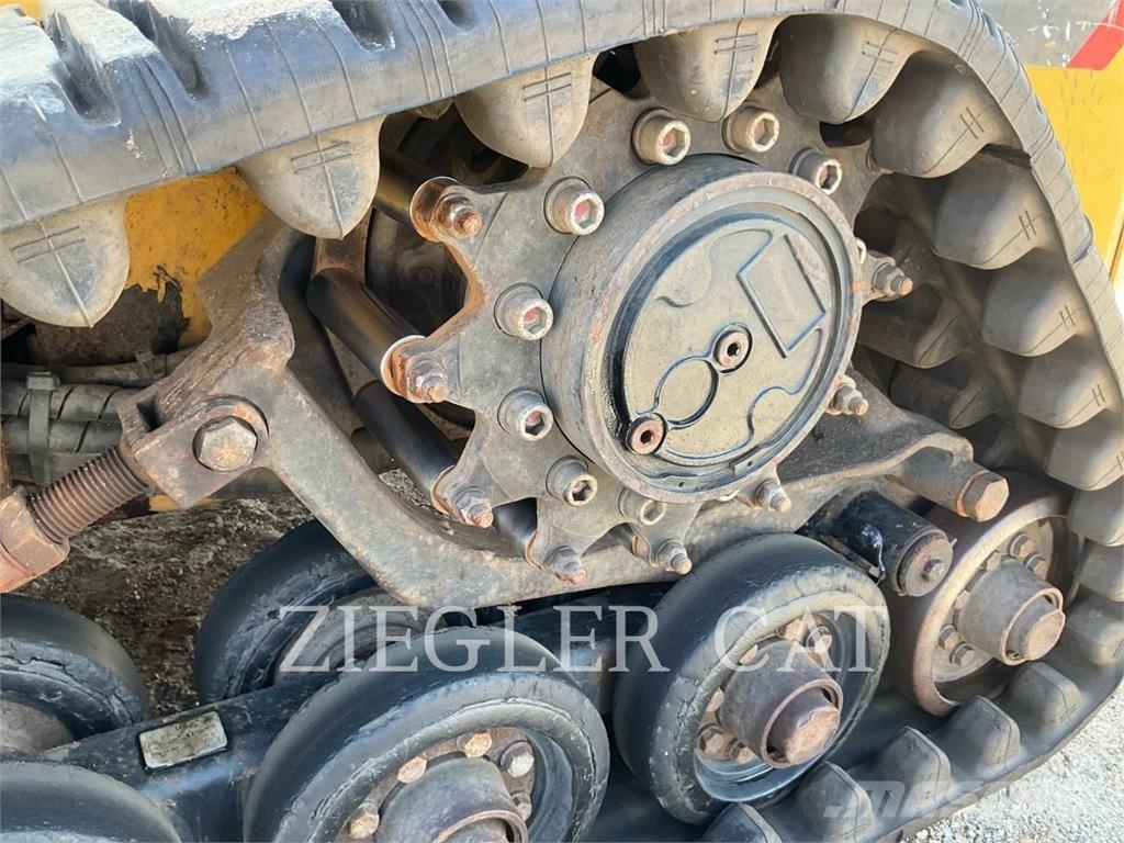 CAT 247B3 推土機