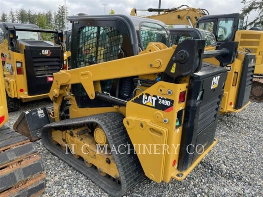 CAT 249D H2CB 滑移轉向裝載機