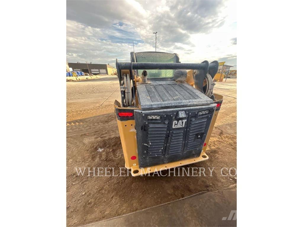 CAT 250 C3H2 滑移轉向裝載機