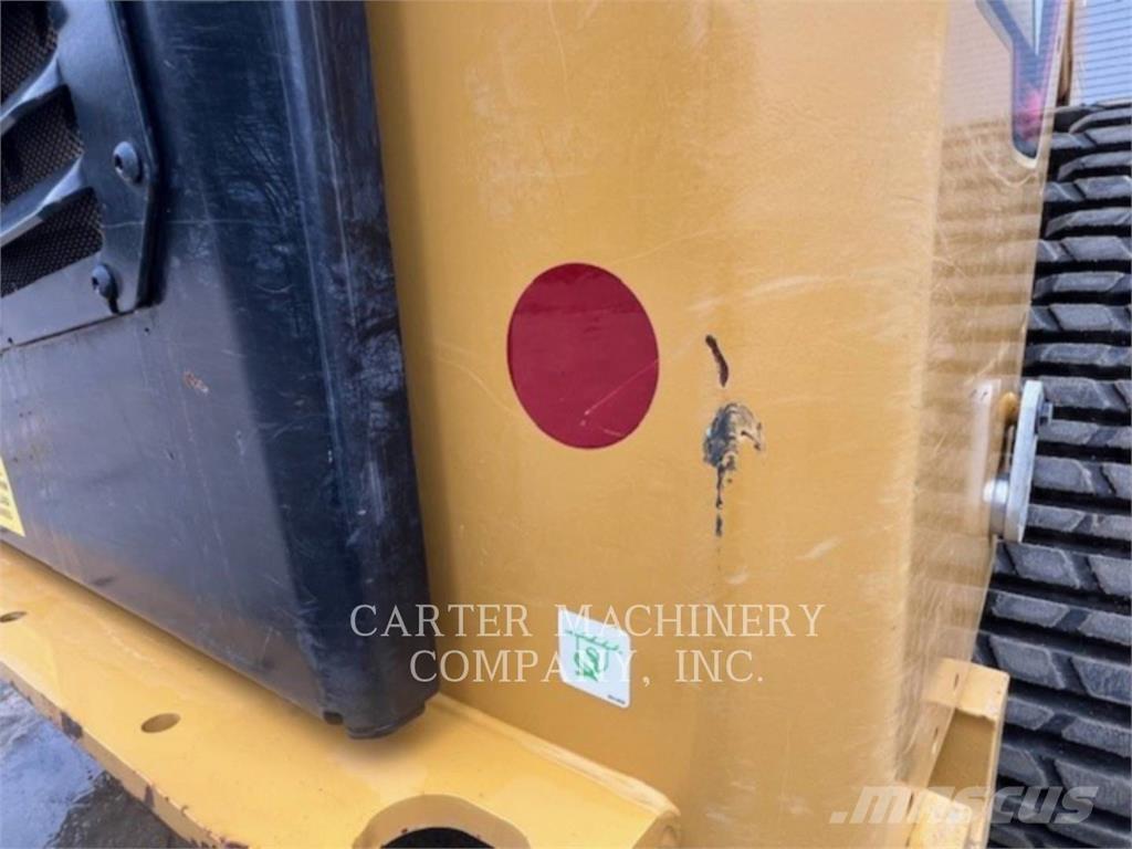 CAT 255-05 滑移轉向裝載機