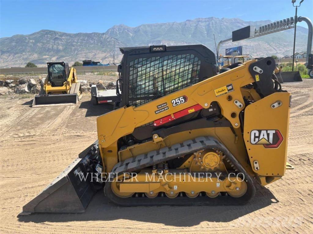 CAT 255 C3HF 推土機