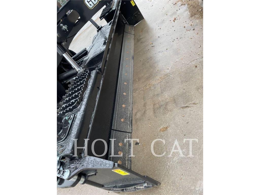 CAT 255 DEMO 滑移轉向裝載機