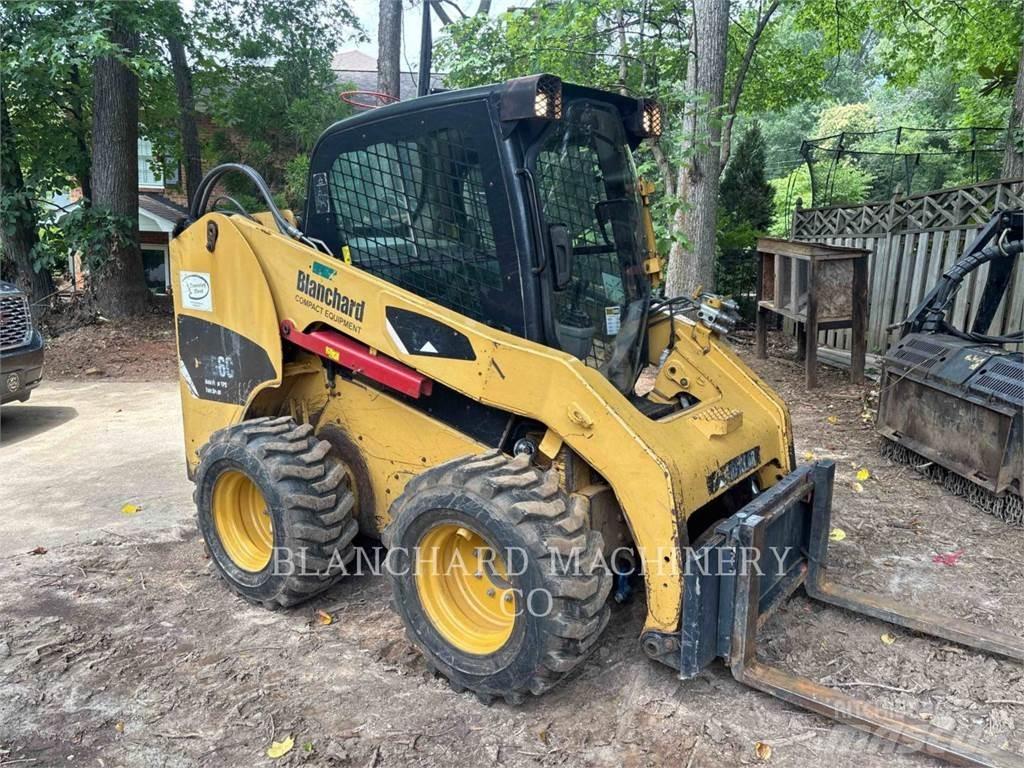 CAT 256C 滑移轉向裝載機