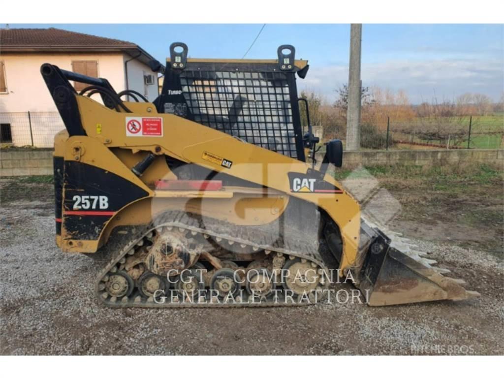 CAT 257B 推土機