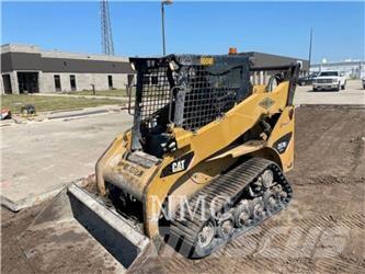 CAT 257B2 滑移轉向裝載機