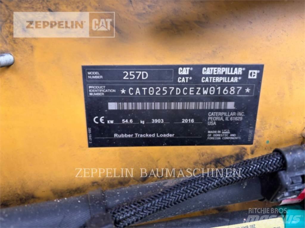 CAT 257D 滑移轉向裝載機