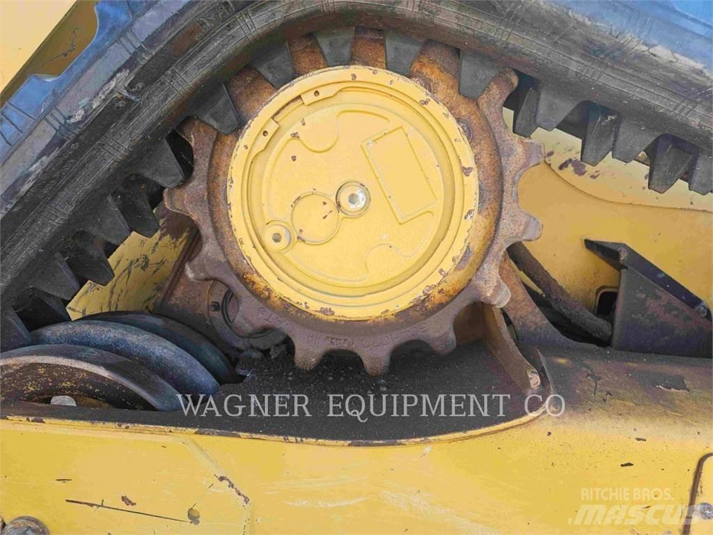 CAT 259D 推土機