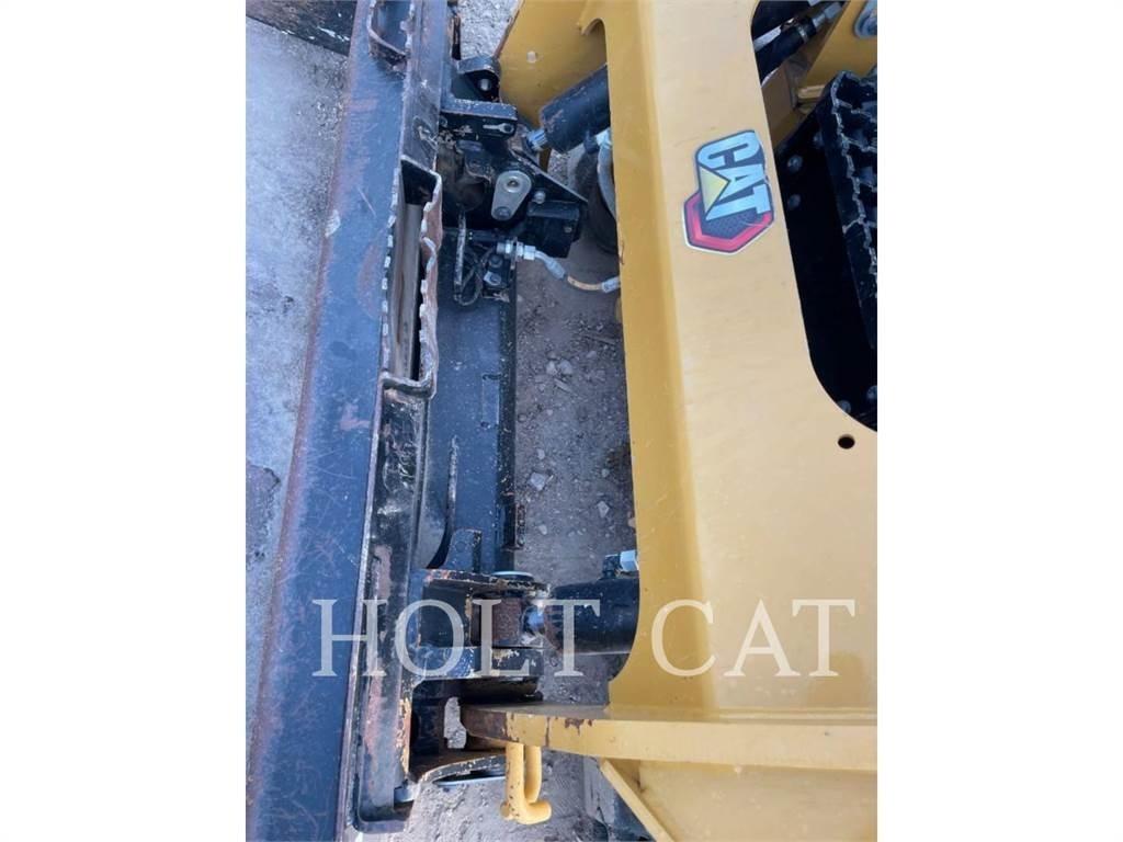 CAT 259D 滑移轉向裝載機