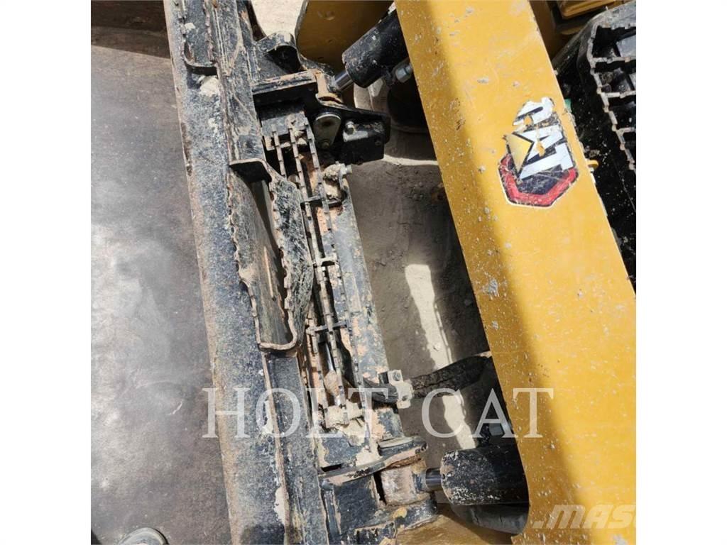 CAT 259D CAB 滑移轉向裝載機