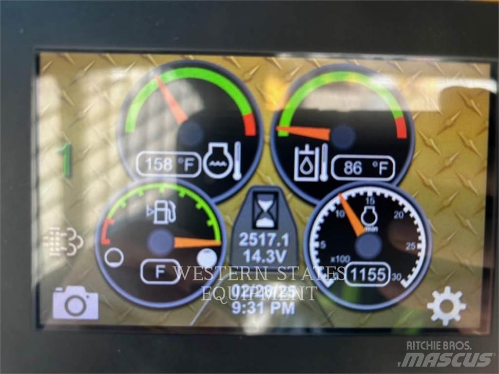 CAT 259D3 滑移轉向裝載機