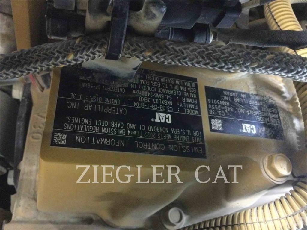 CAT 259D3 推土機