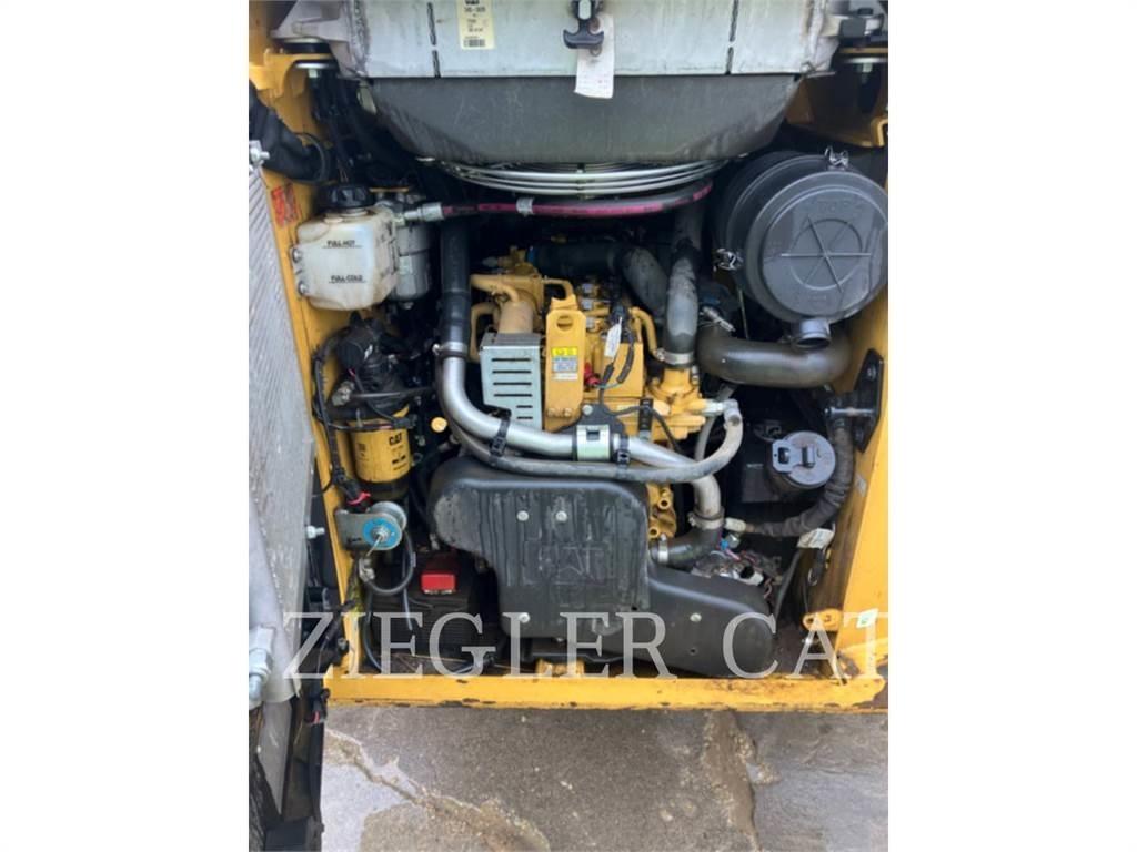 CAT 259D3 推土機