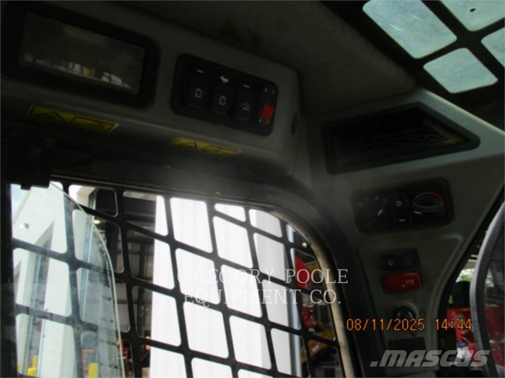 CAT 259D3 推土機
