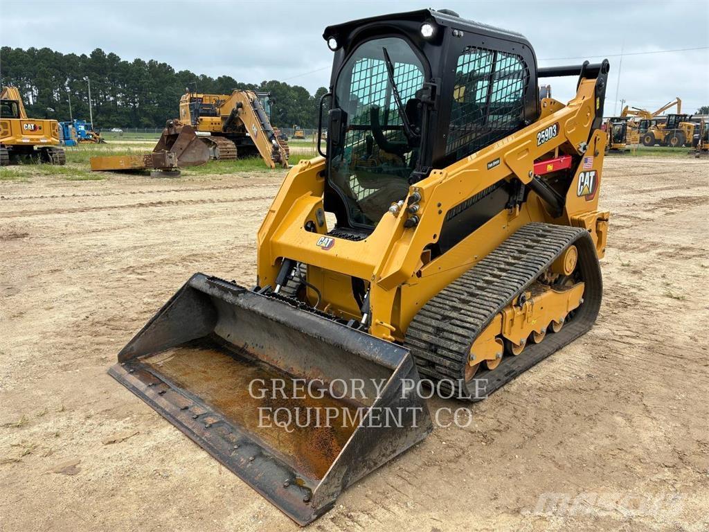 CAT 259D3 推土機