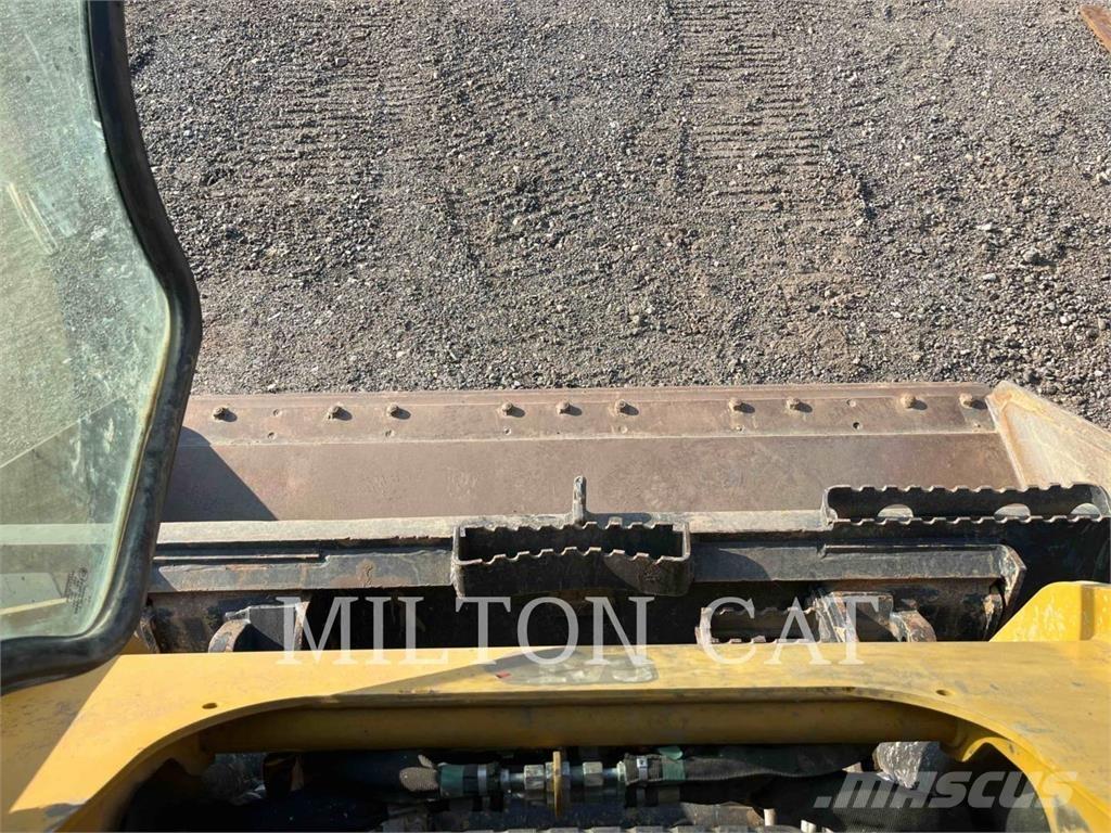 CAT 259D3 推土機