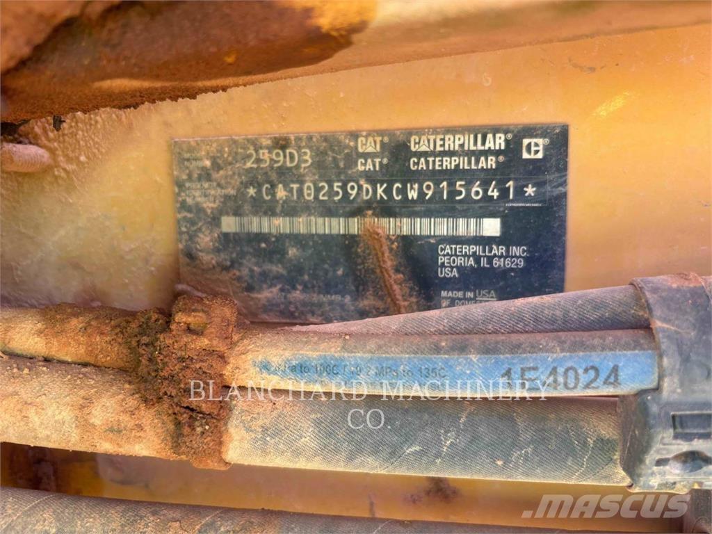 CAT 259D3 推土機