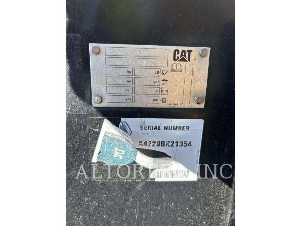 CAT 259D3 滑移轉向裝載機