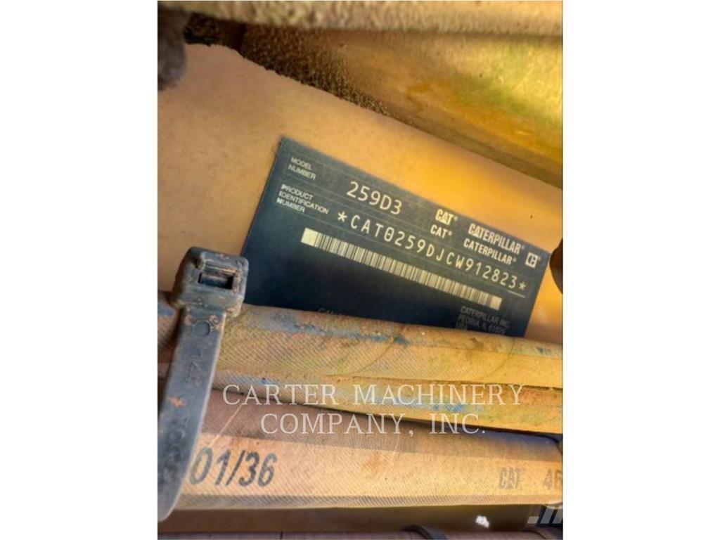 CAT 259D3 推土機