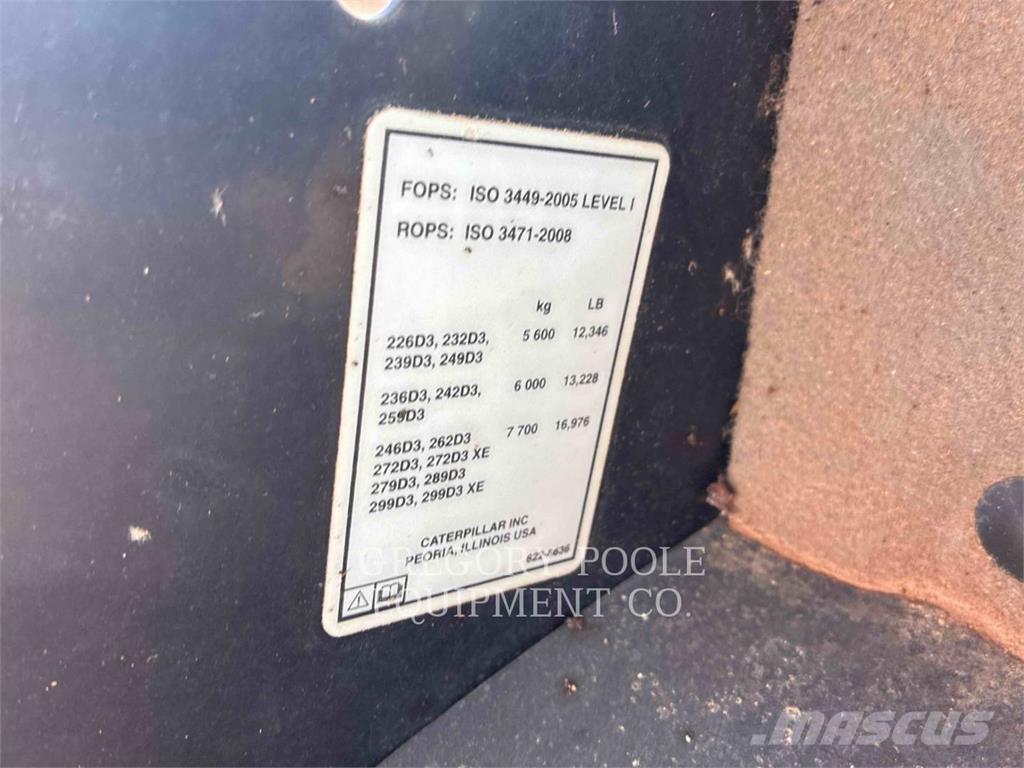 CAT 259D3 推土機