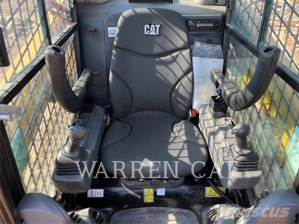 CAT 259D3 C3H2 推土機