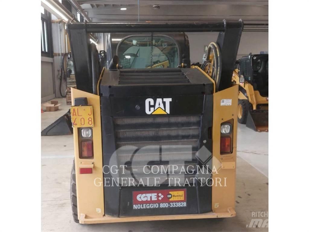 CAT 262D 滑移轉向裝載機