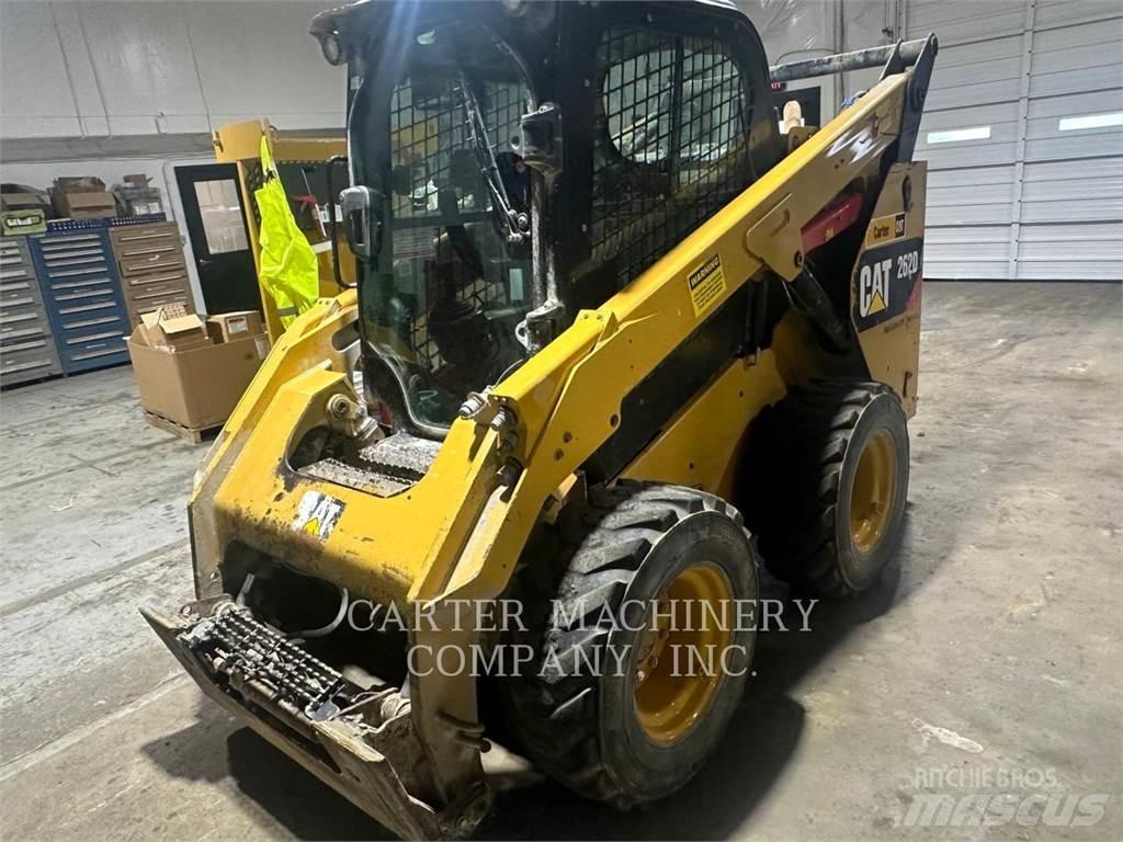 CAT 262D 滑移轉向裝載機