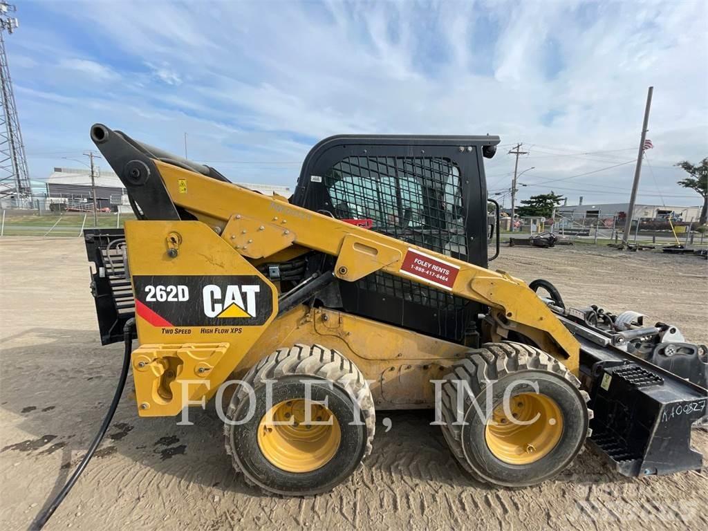 CAT 262D 滑移轉向裝載機