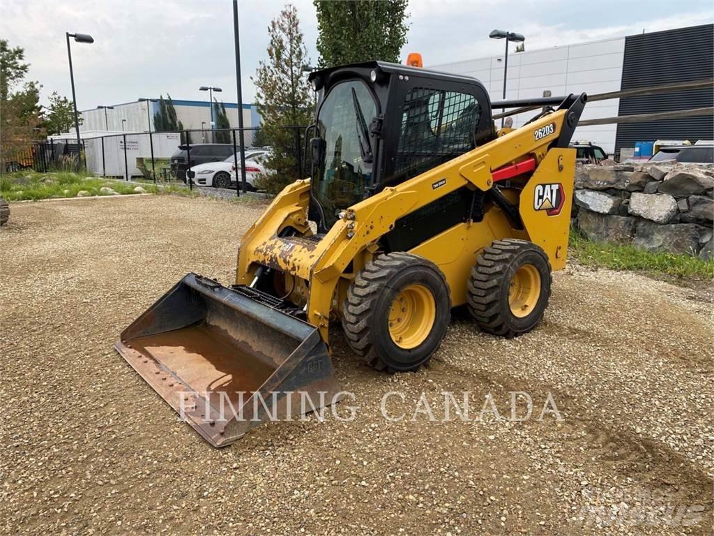 CAT 262D 滑移轉向裝載機