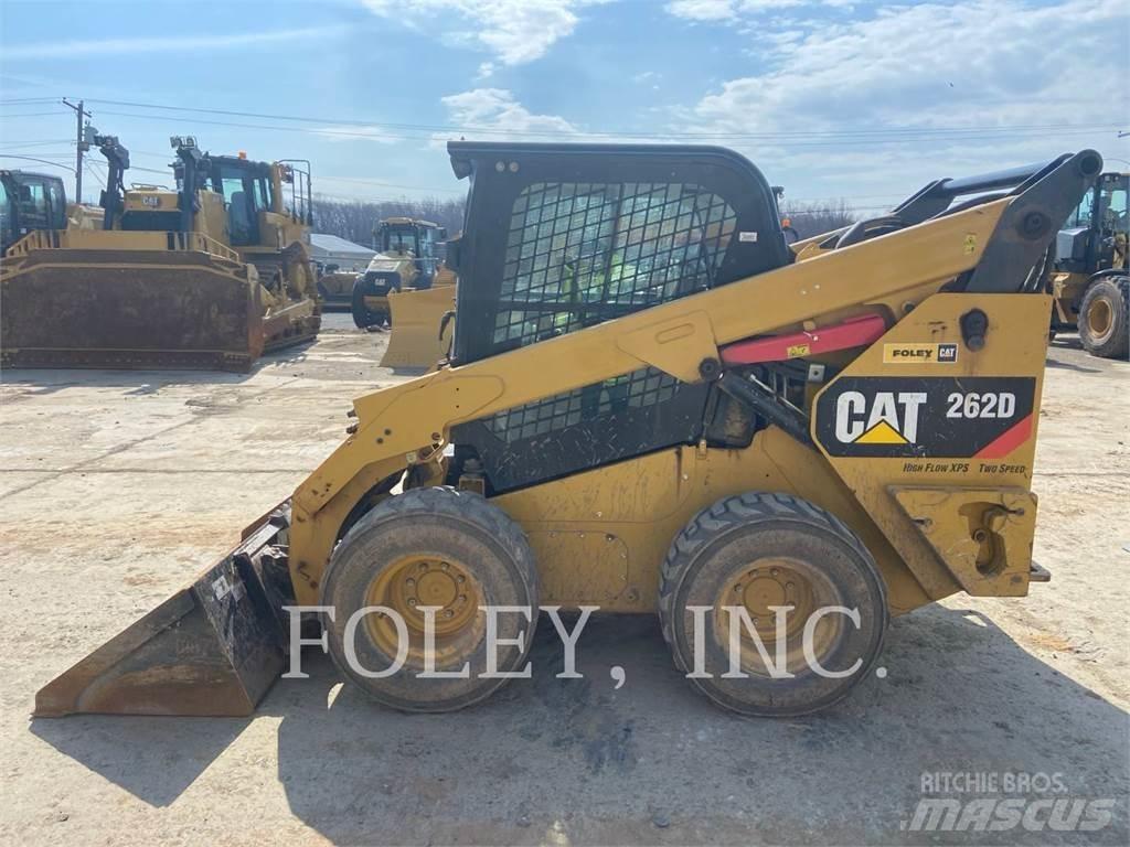 CAT 262D 滑移轉向裝載機